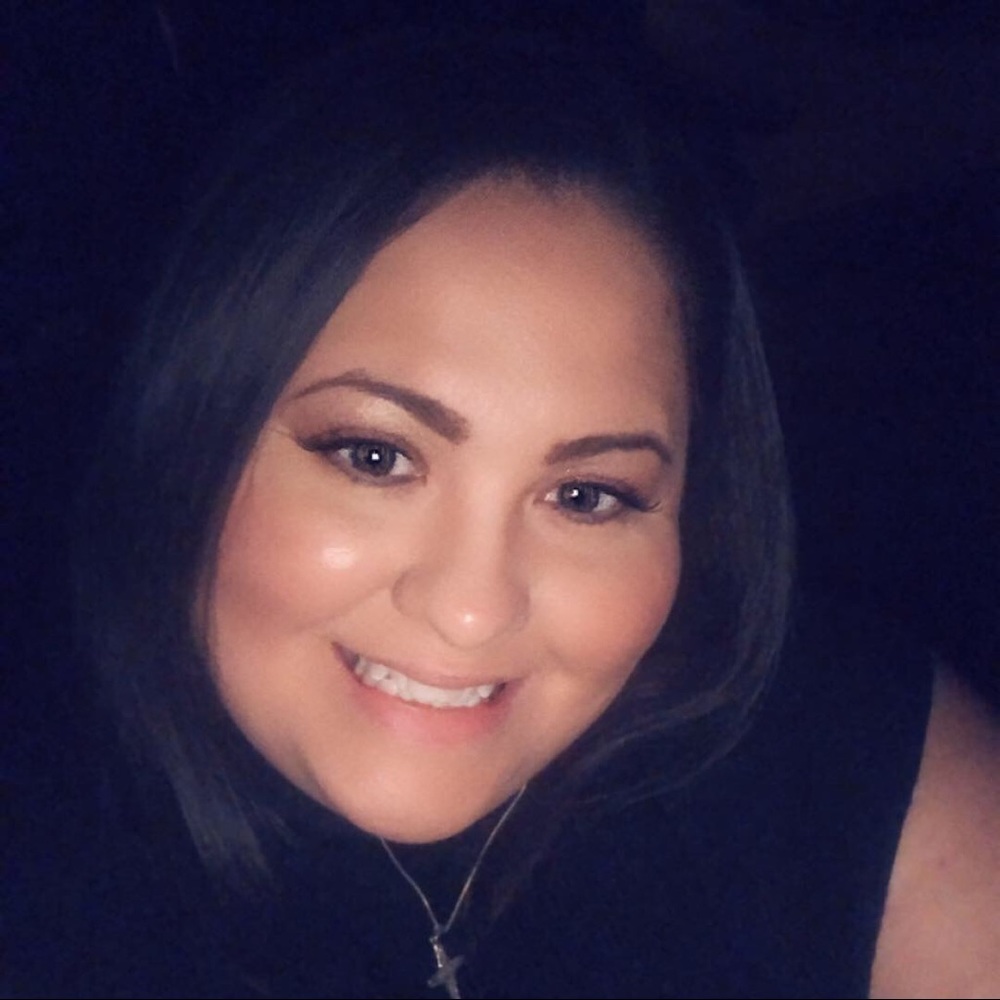 Meet your Posher, Simone